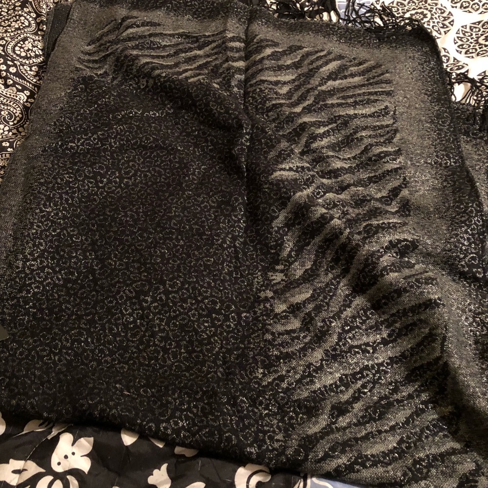 Ashley Stewart Animal print wrap